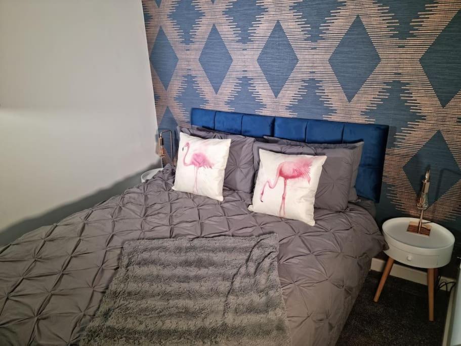 Flamingos Nest Oxford Countryside Apartment Oxford - Bicester Village - Blenheim Palace - Wifi- Free Parking 外观 照片